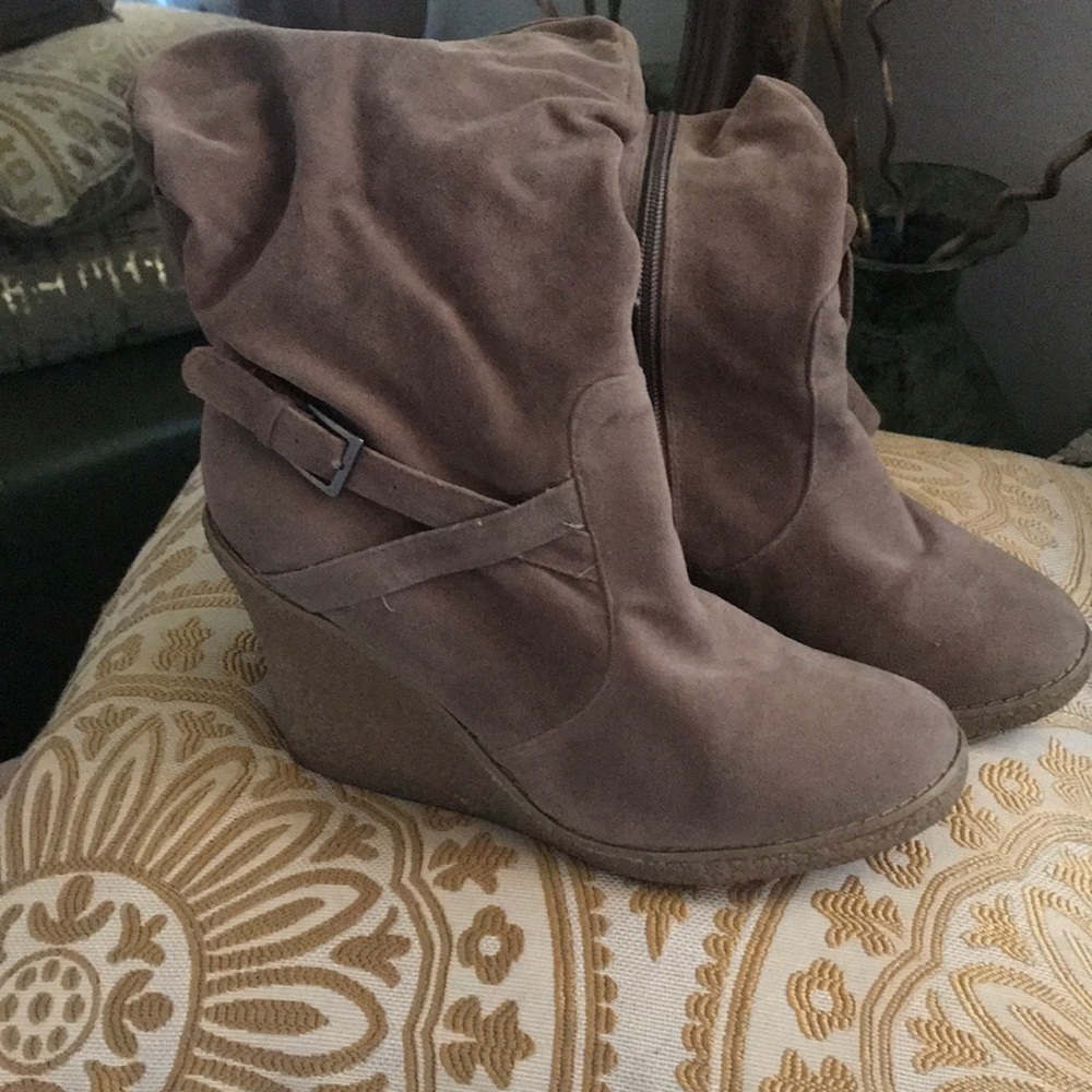 Qupid Natash-05 Wedge Boot